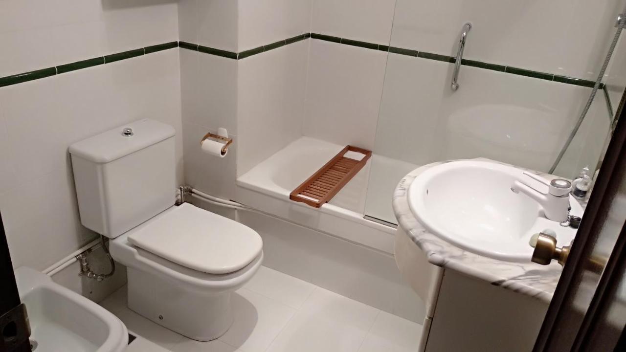 Vivienda 3 Dormitorios Zona Balaidos-Pza. America Vigo Eksteriør billede